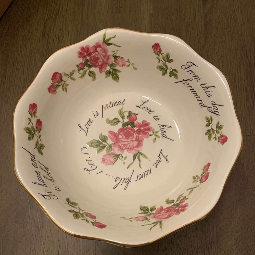 Decorative bowl